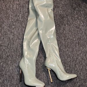 Public desire Kenza high knee boots green